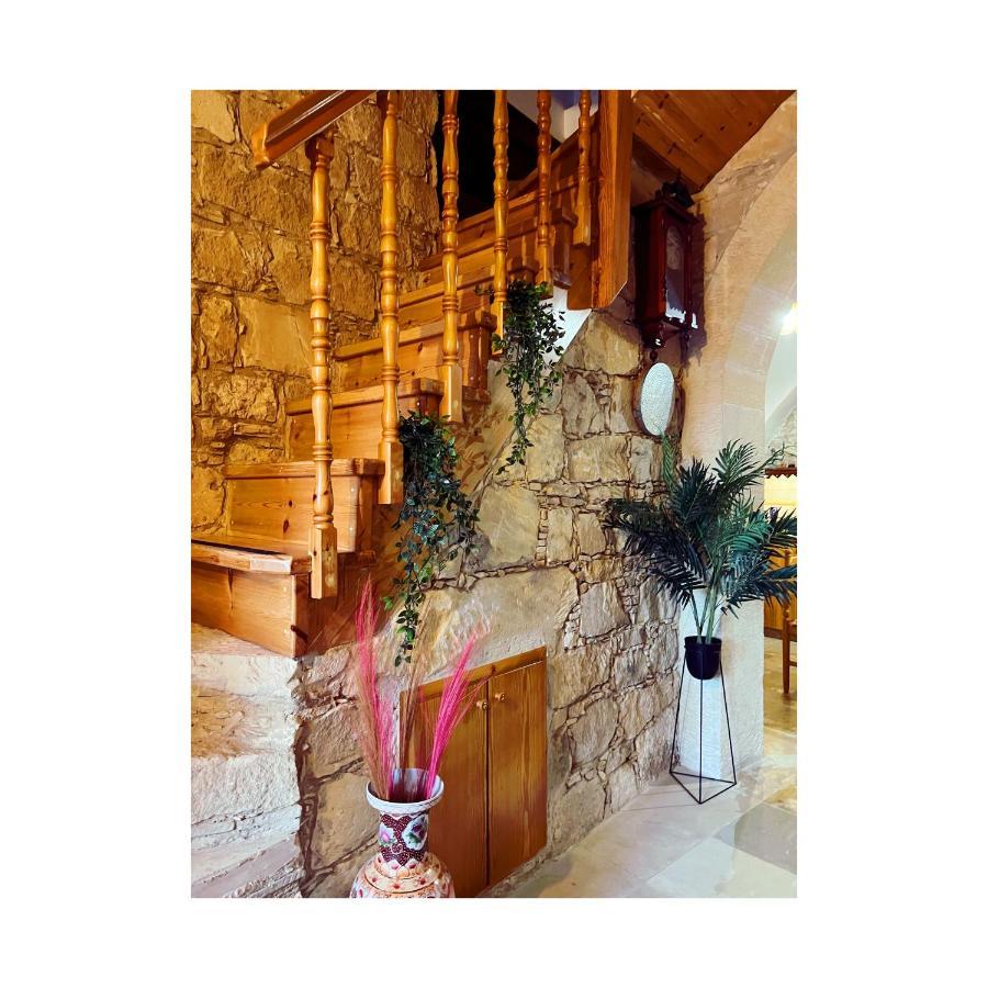 Η Θέα Villa Lofou Eksteriør bilde